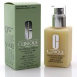 ژل کرم آبرسان پوست چرب دراماتیکالی کلینیک_Clinique Dramatically Different Moisturizing Gel