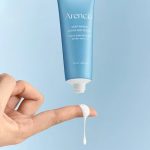 سرم ضد آفتاب آرنسیا مدل Deep Water Surge SPF50+ PA++++؛ آبرسان با محافظت کامل و بافت فوق‌سبک_Arencia Deep Water Surge Sun Serum SPF50+ PA++++ - Image 2