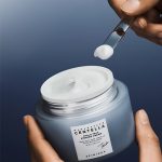کرم سنتلا هیالو-تکا اسکین 1004 آبرسان، سفت‌کننده و تقویت‌کننده سد دفاعی پوست_SKIN1004 Madagascar Centella Hyalu-Cica Hyalu-Teca Firming Cream - Image 3