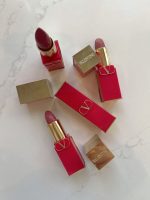 پک عطر و رژلب والنتینو بورن این روما؛ ست هدیه زنانه لوکس_Valentino Born in Roma Eau de Parfum & Rosso Valentino Lipstick Gift Set - Image 2